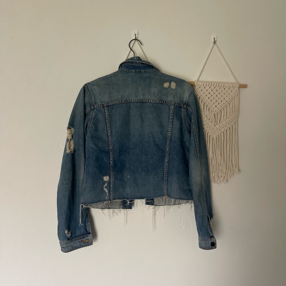 Veronica Beard Distressed Denim Raw Hem Button down jacket - Picture 3 of 6